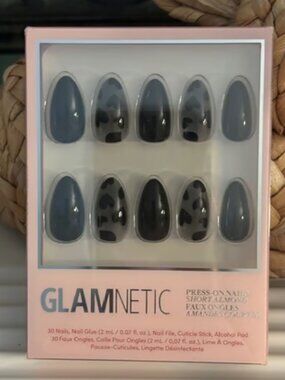 Glamnetic Love Me Not Press On Nails